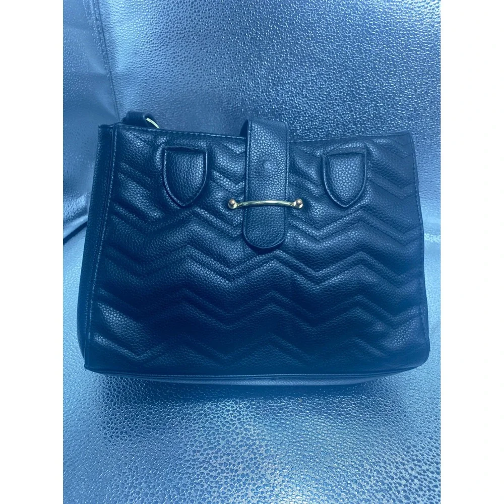 Black Chevron Quilted Pebbled Faux Leather Shoulder Bag Gold Tone Hardware